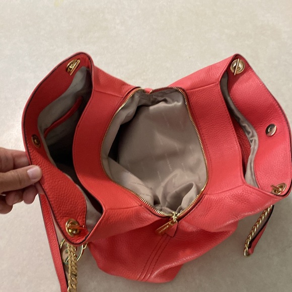 Michael Kors Purse - Picture 4 of 8